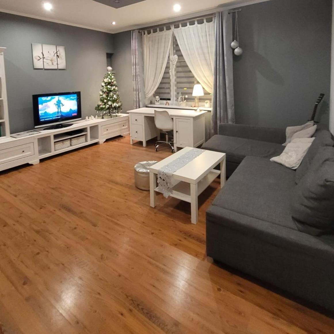Apartament Pablo 75M2 W Centrum Tarnowskich Gor Tarnowskie Góry Exteriör bild
